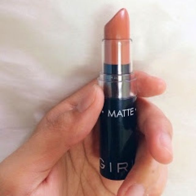 NEW Silkygirl Matte Lipstick In Nearly Nude Beauty Personal Care