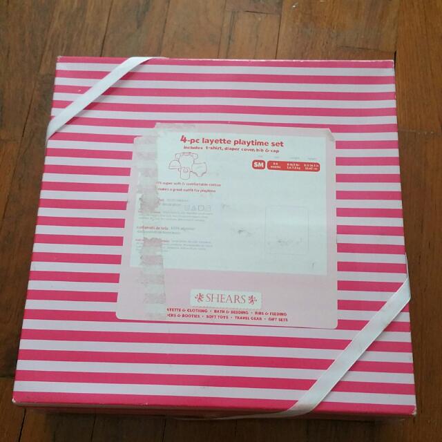 (bnib) 4pcs baby girl layette set