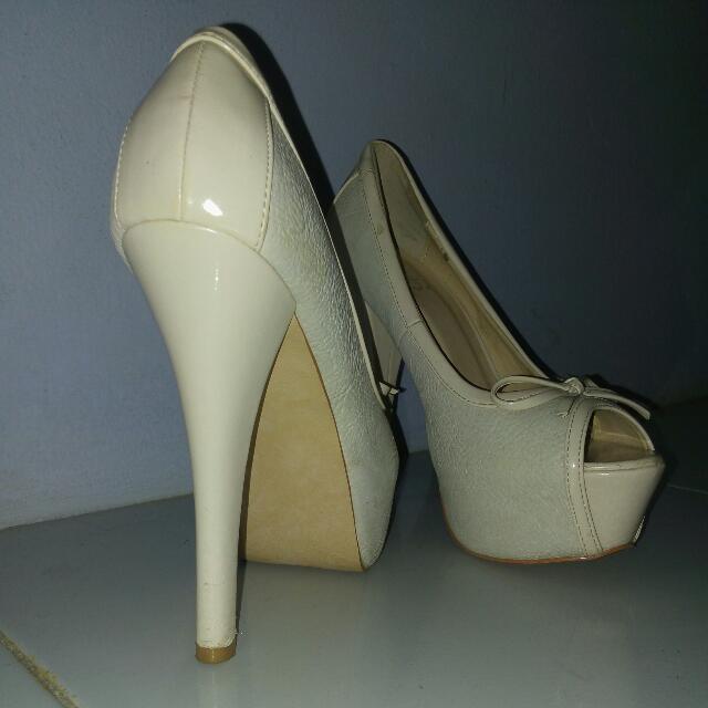 Reprice Evb Nude Pumps Ukuran Fesyen Wanita Di Carousell
