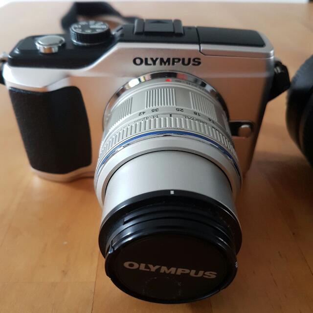 olympus pen epl2 digital camera