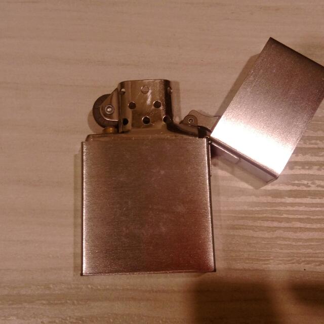 zippo 打火机 1932年版 复刻板