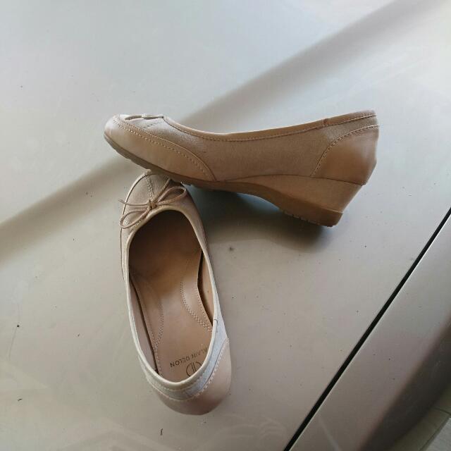 Preloved Alain Delon Nude Heels Women S Fashion Footwear Heels On