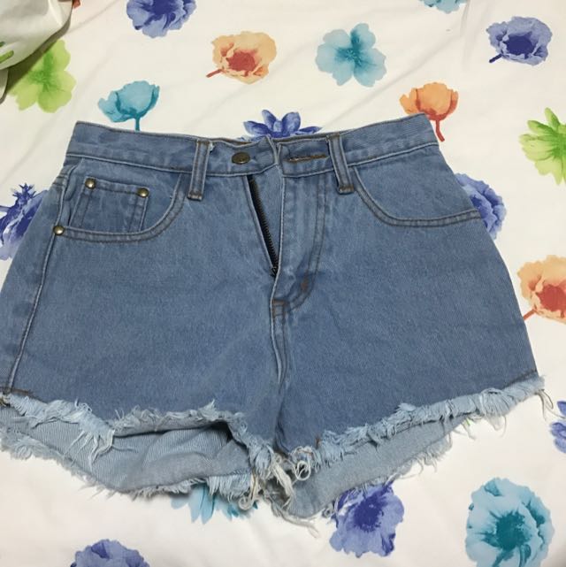 high waisted short jeans