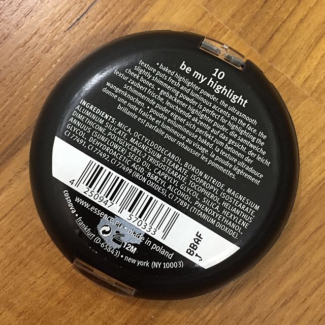 Essence Pure Nude Highlighter Health Beauty Makeup On Carousell