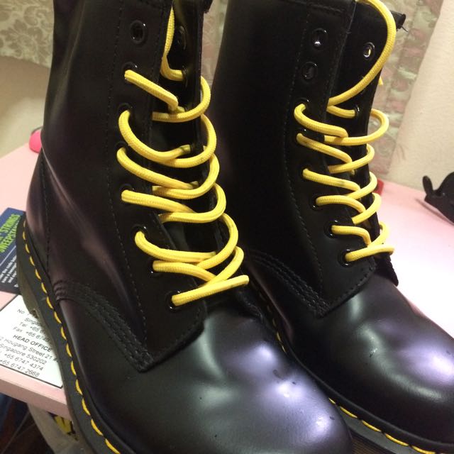 dr martens airwair