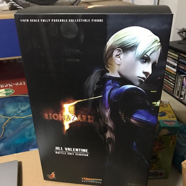 Hot Toys Jill Valentine Battle Suit Version Hobbies Toys Toys Games On Carousell