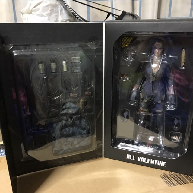 Hot Toys Jill Valentine Battle Suit Version Hobbies Toys Toys Games On Carousell