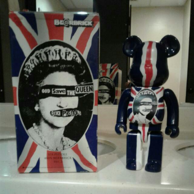 Sex Pistols God Save The Queen Bearbrick Hobbies Toys Toys Games On Carousell