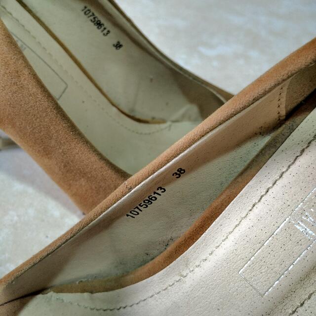 Parisian Nude Velvet Heels Women S Fashion Footwear Heels On Carousell