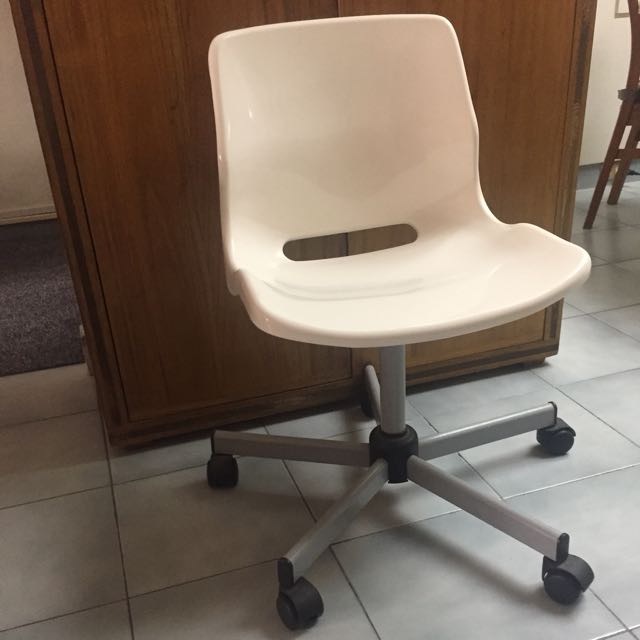 ikea snille 回転椅子