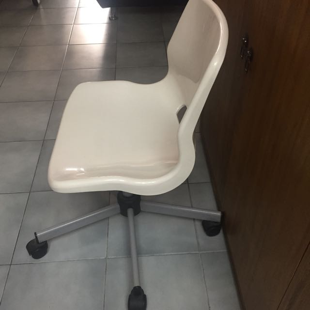 ikea snille 回転椅子