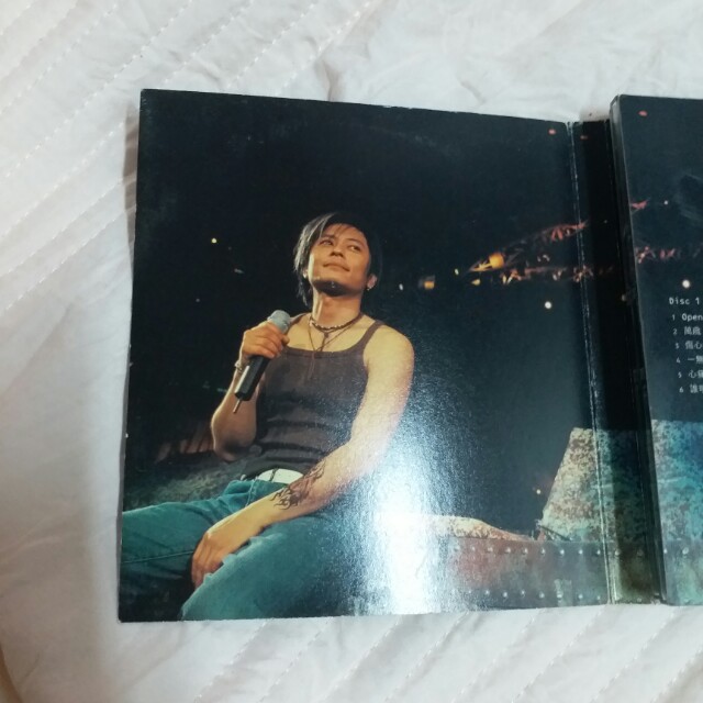 王杰演唱会2001 vcd