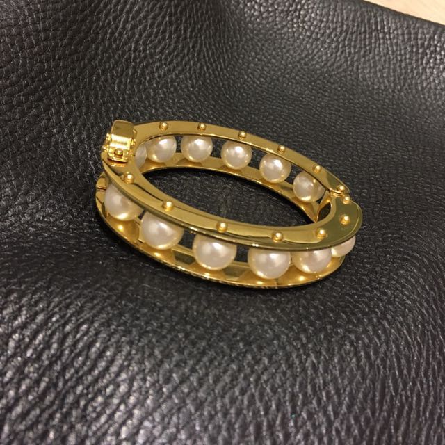 lele sadoughi bangle bracelet