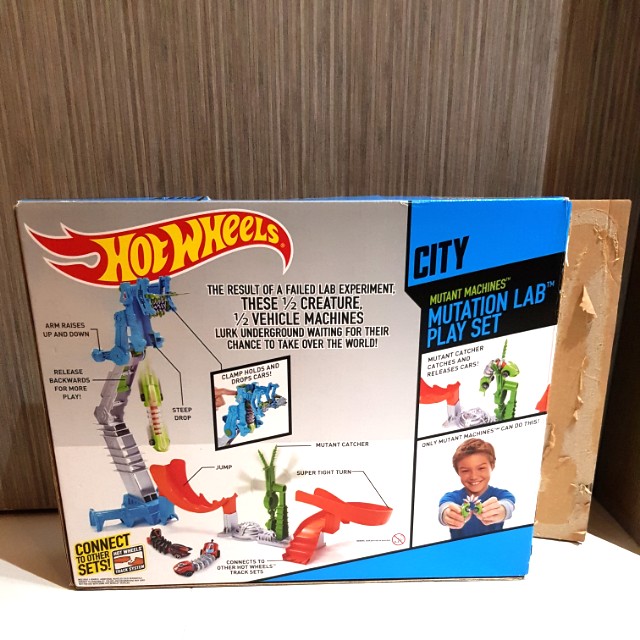 Hot Wheels Mutant Machines Mutation Lab Hobbies Toys Toys Games On Carousell