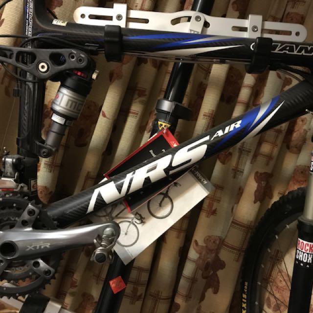 giant nrs air 越野登山车,碳纤维车架,超优配备