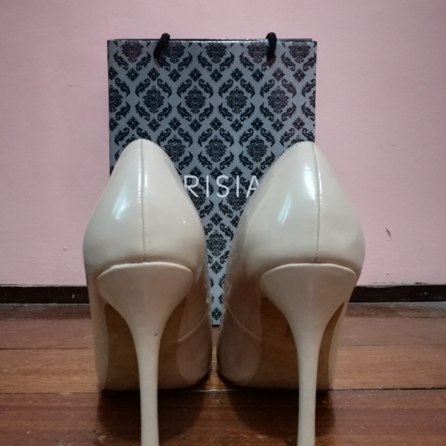 Parisian Nude Pumps Heels Women S Fashion Footwear Heels On Carousell