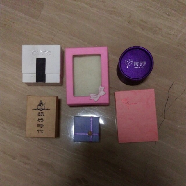 gift boxes