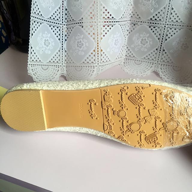 台湾grace gift 白色 浅粉色 闪闪 闪石 蝴蝶结 平底鞋 妹妹鞋 公主