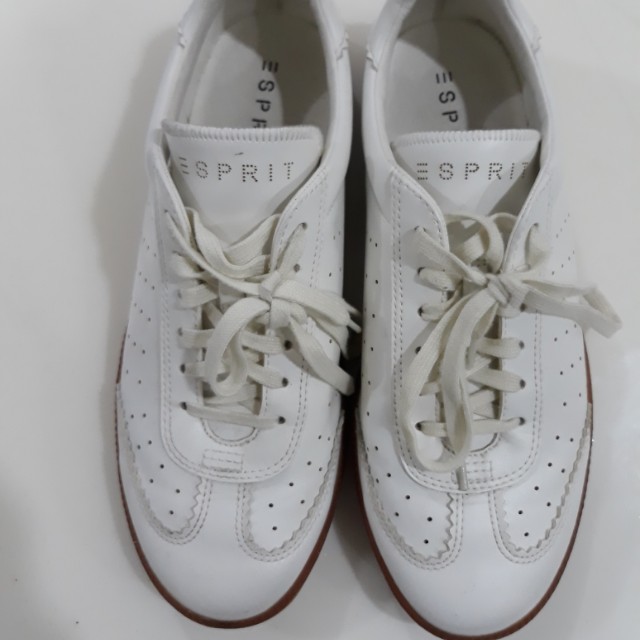 esprit casual white shoes