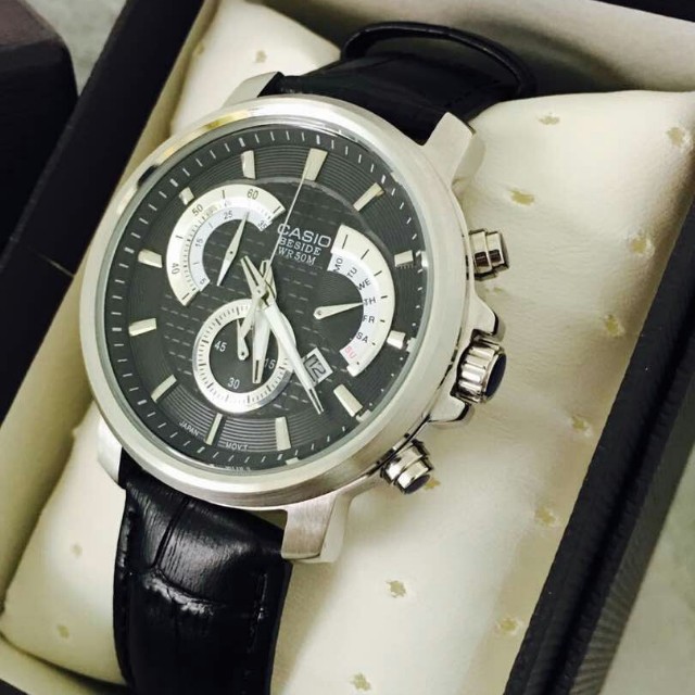 casio beside