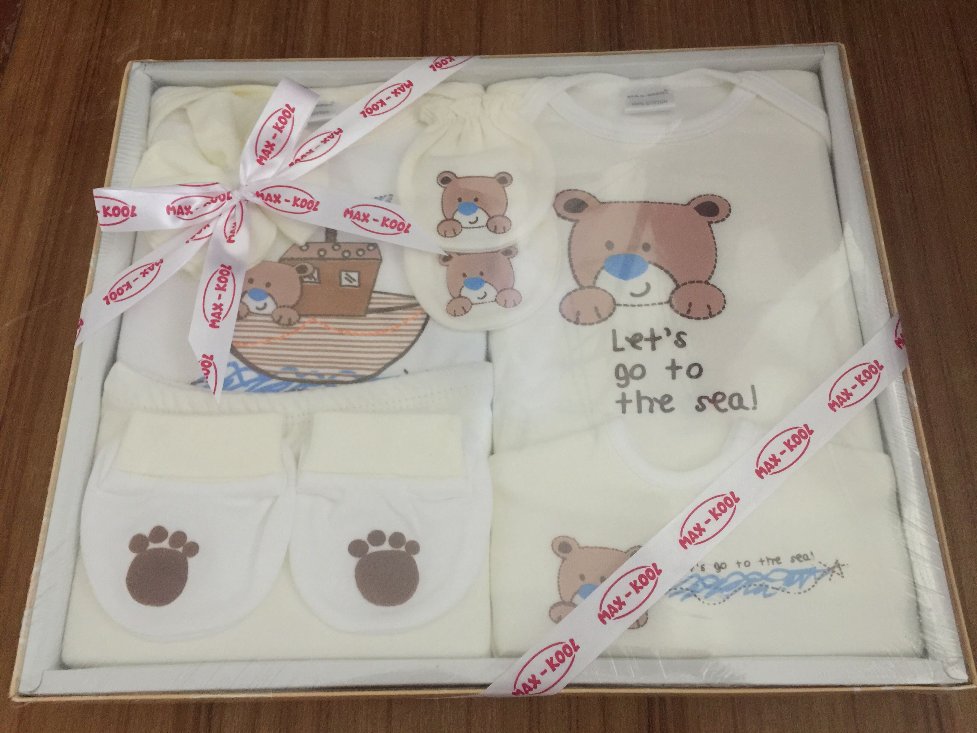 max kool baby gift set
