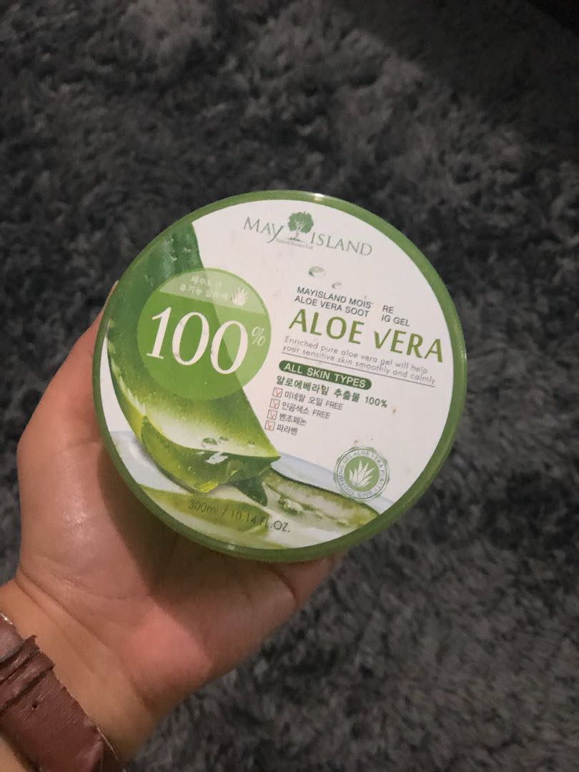 may island aloe vera soothing gel