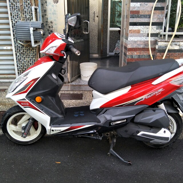 自售 三阳 sym fighter 6悍将 150cc 红白色