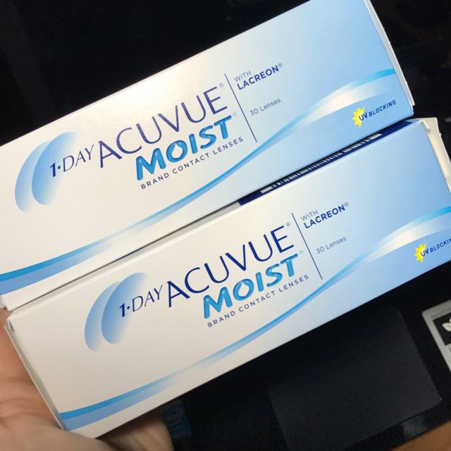 instock; one day acuvue moist contact lense (bnib)