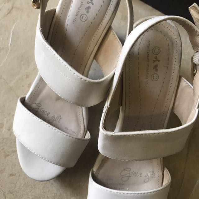 grace gift一字有根凉鞋