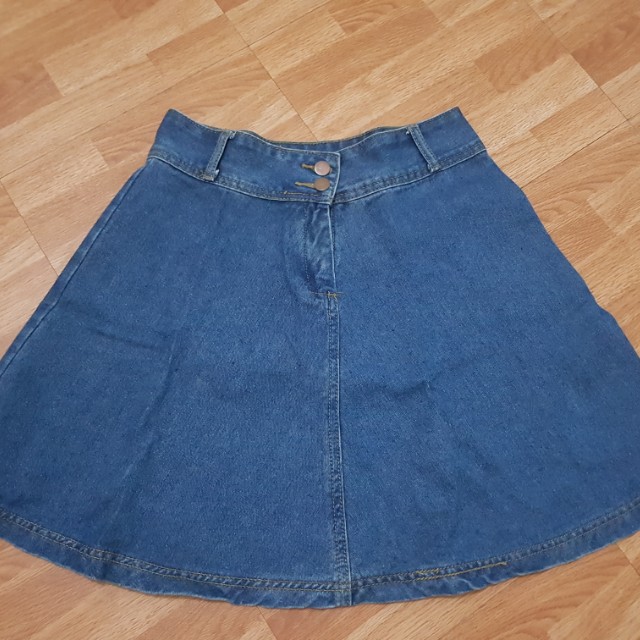 denim skirt