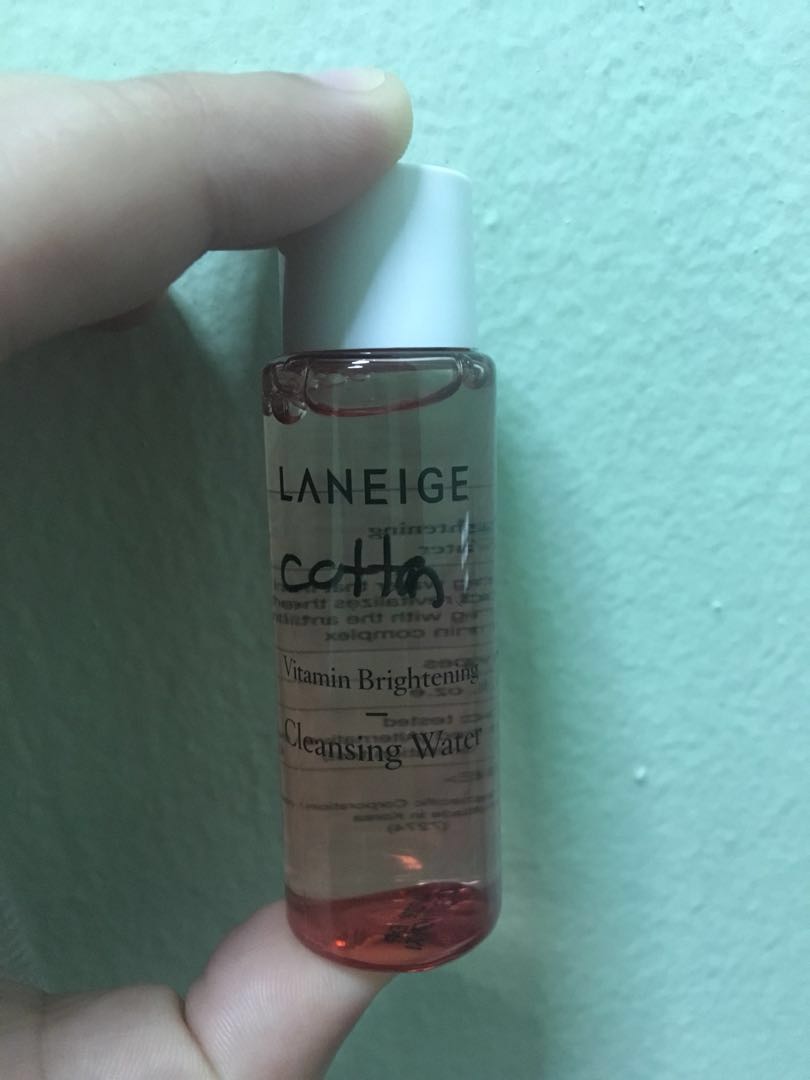 laneige vitamin brightening cleansing water