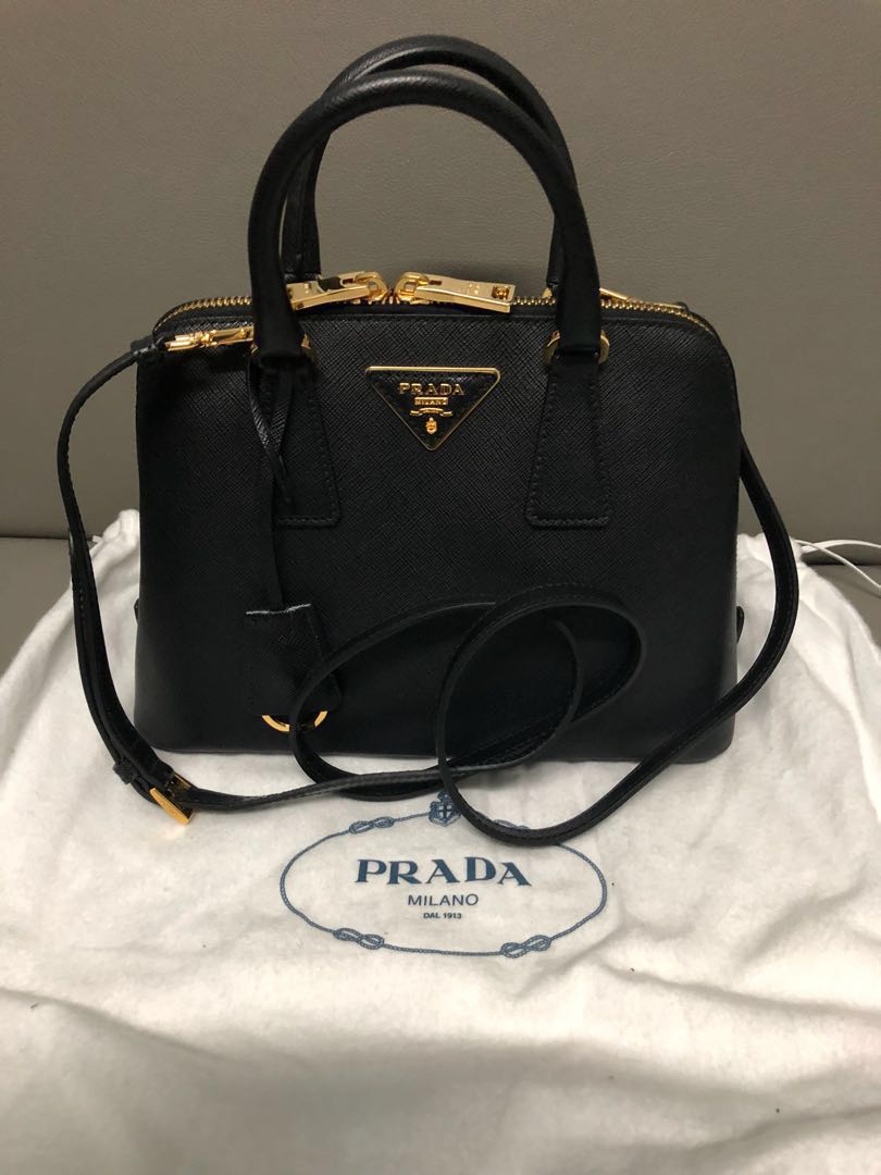 平放全新 prada saffiano 贝壳包 bl0838 黑色牛皮 full set 有单