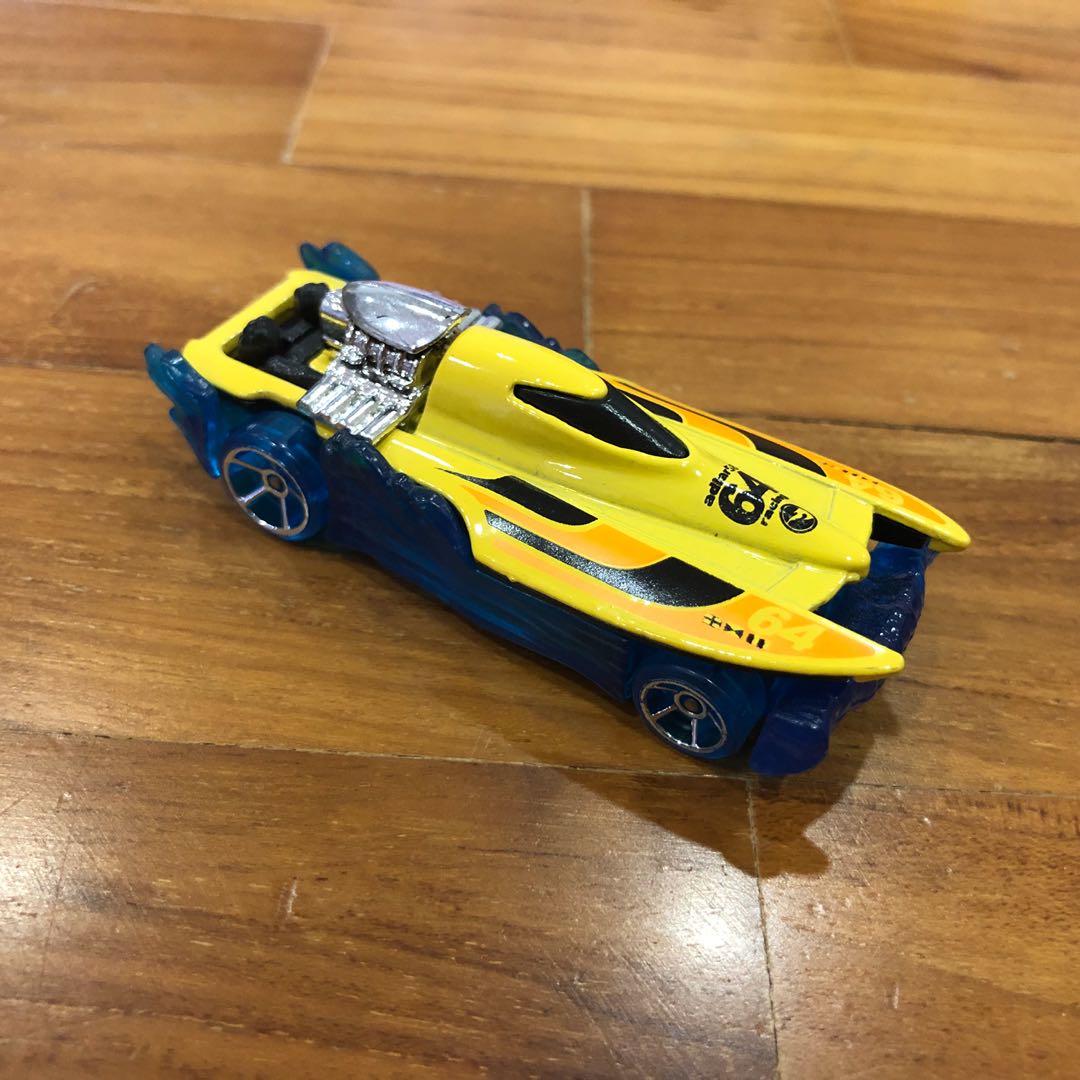 Hot Wheels Mad Splash Hobbies Toys Toys Games On Carousell