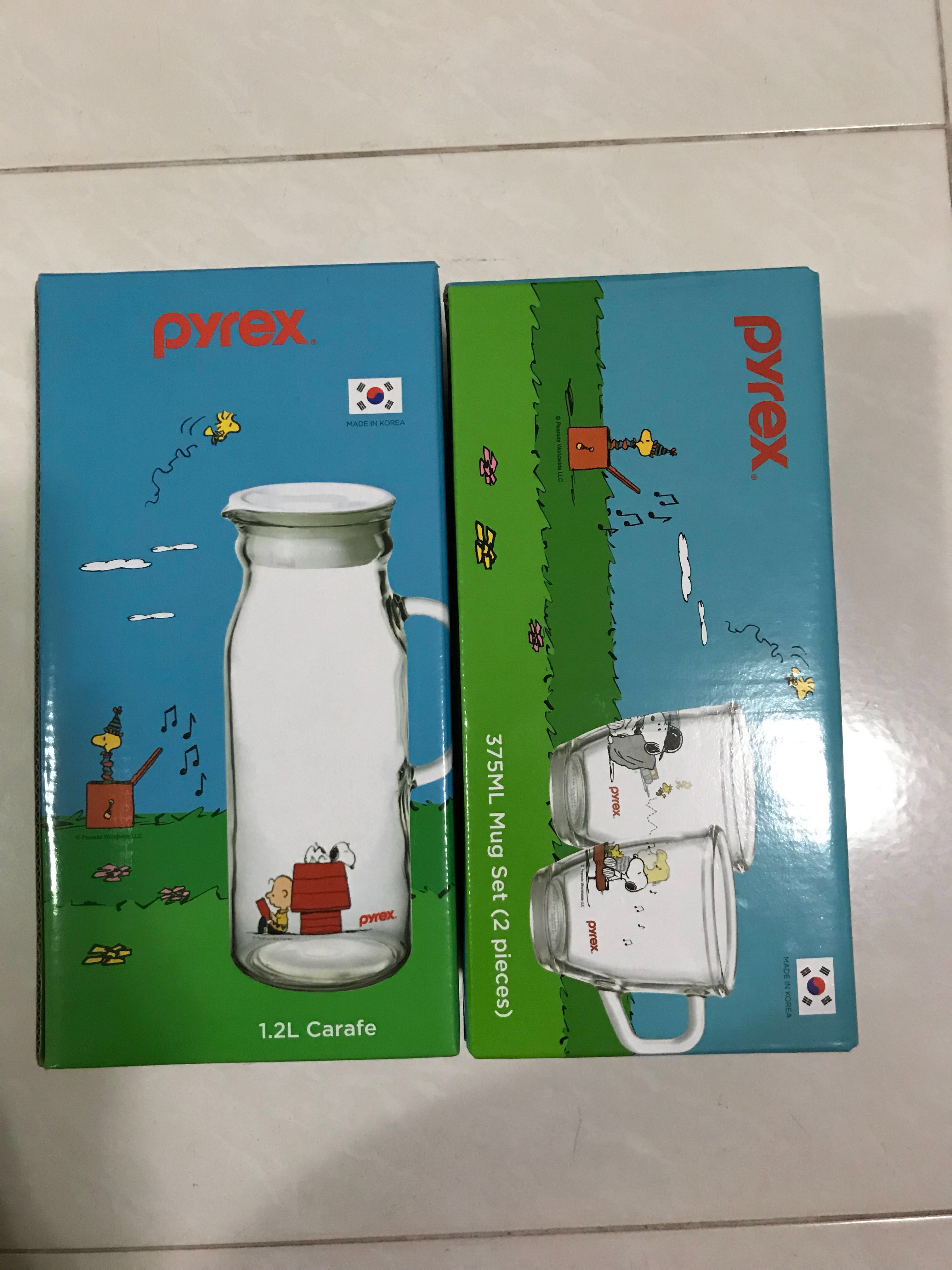 bnib corningware snoopy - jug & mug set