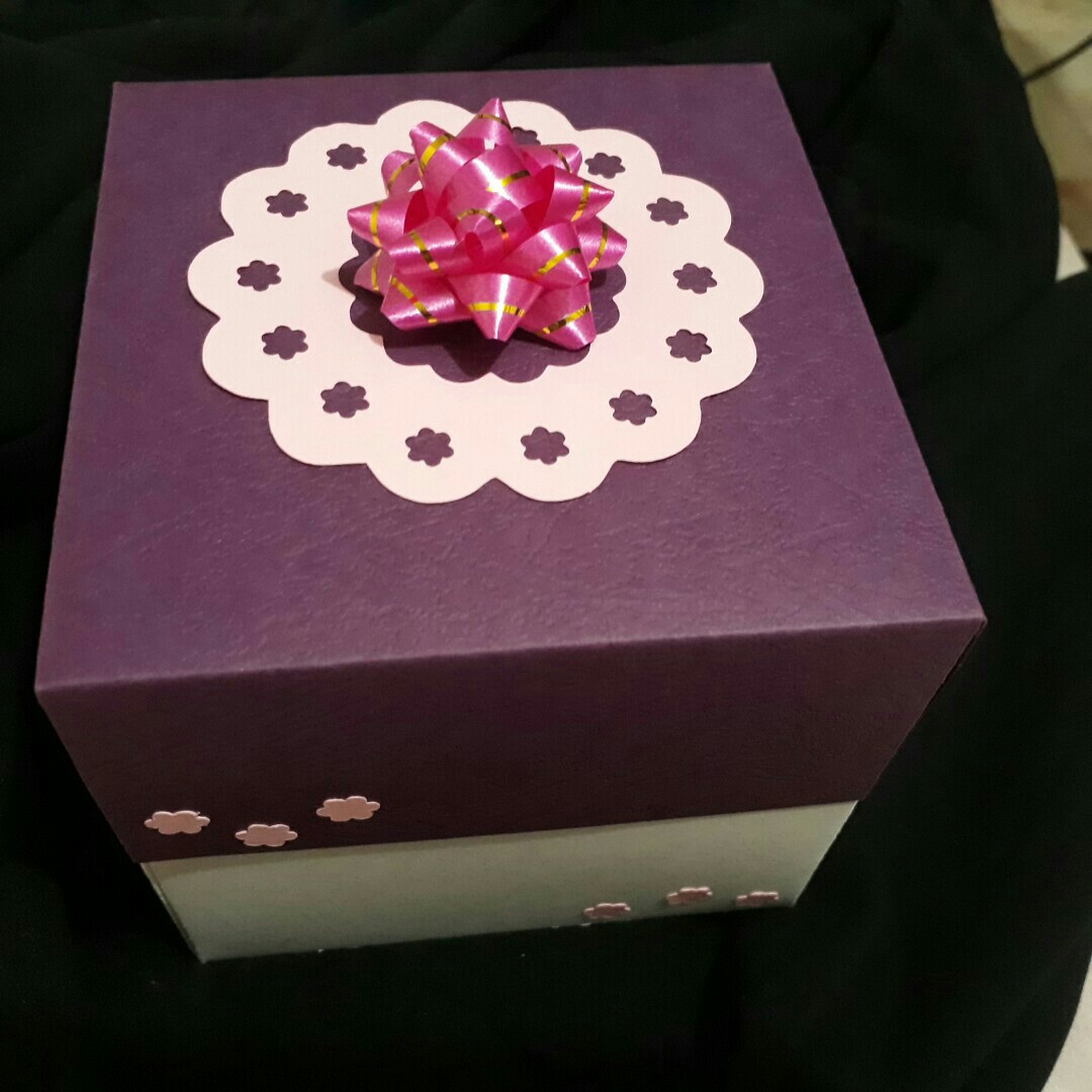 explosion box - purple & white gift photo box