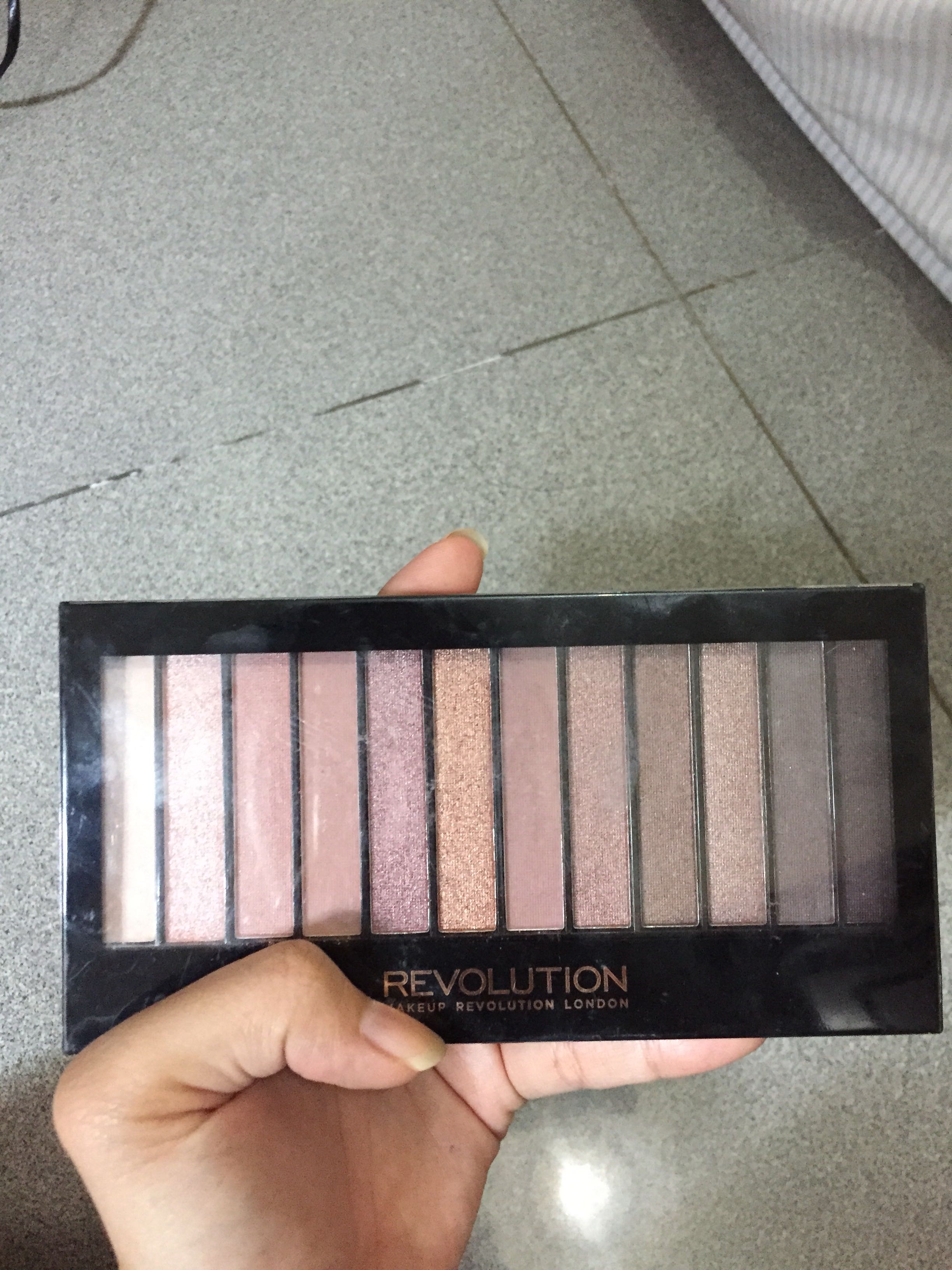 Revolution Nude Pallete Kesehatan Kecantikan Rias Wajah Di Carousell