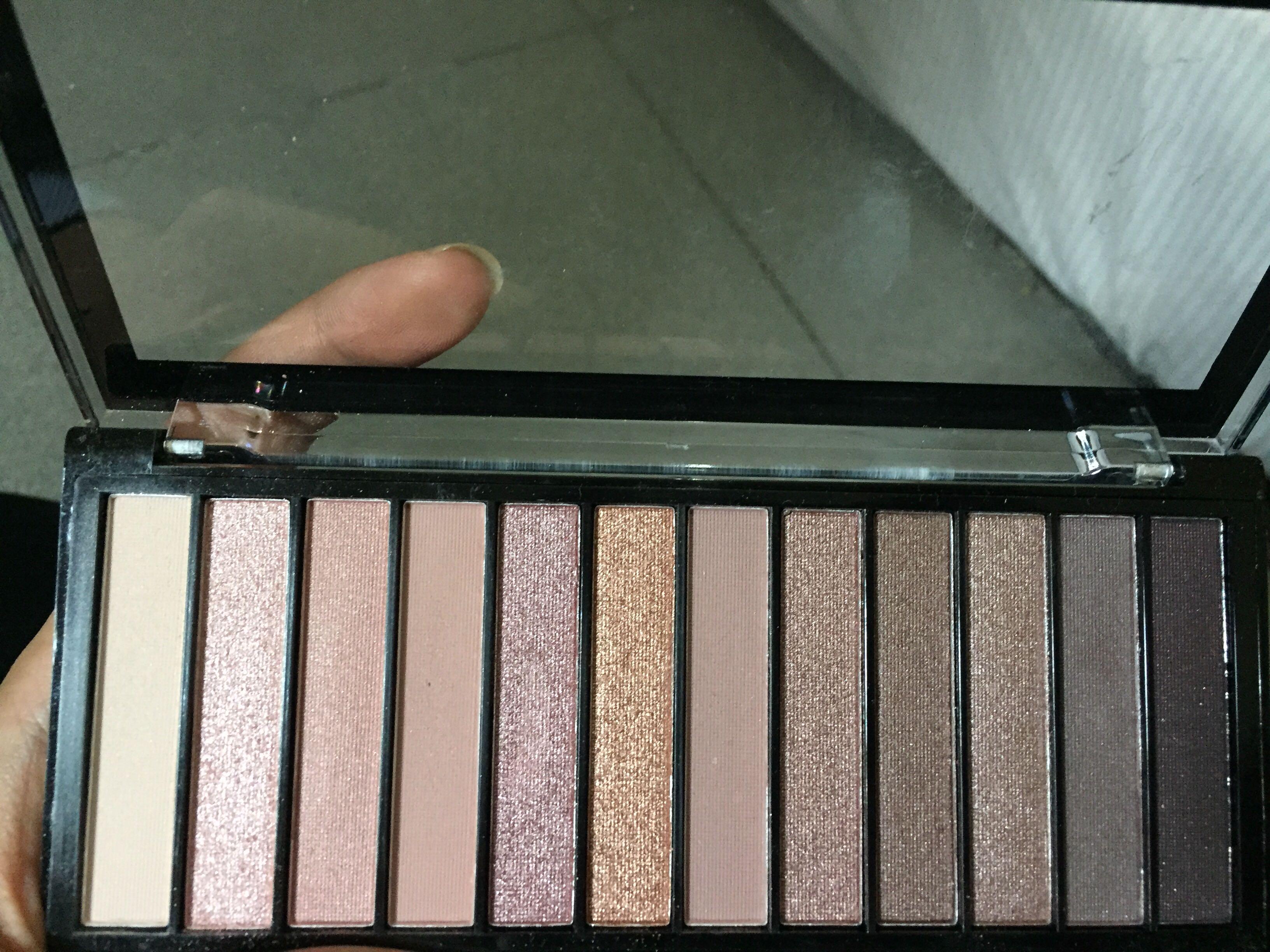 Revolution Nude Pallete Kesehatan Kecantikan Rias Wajah Di Carousell