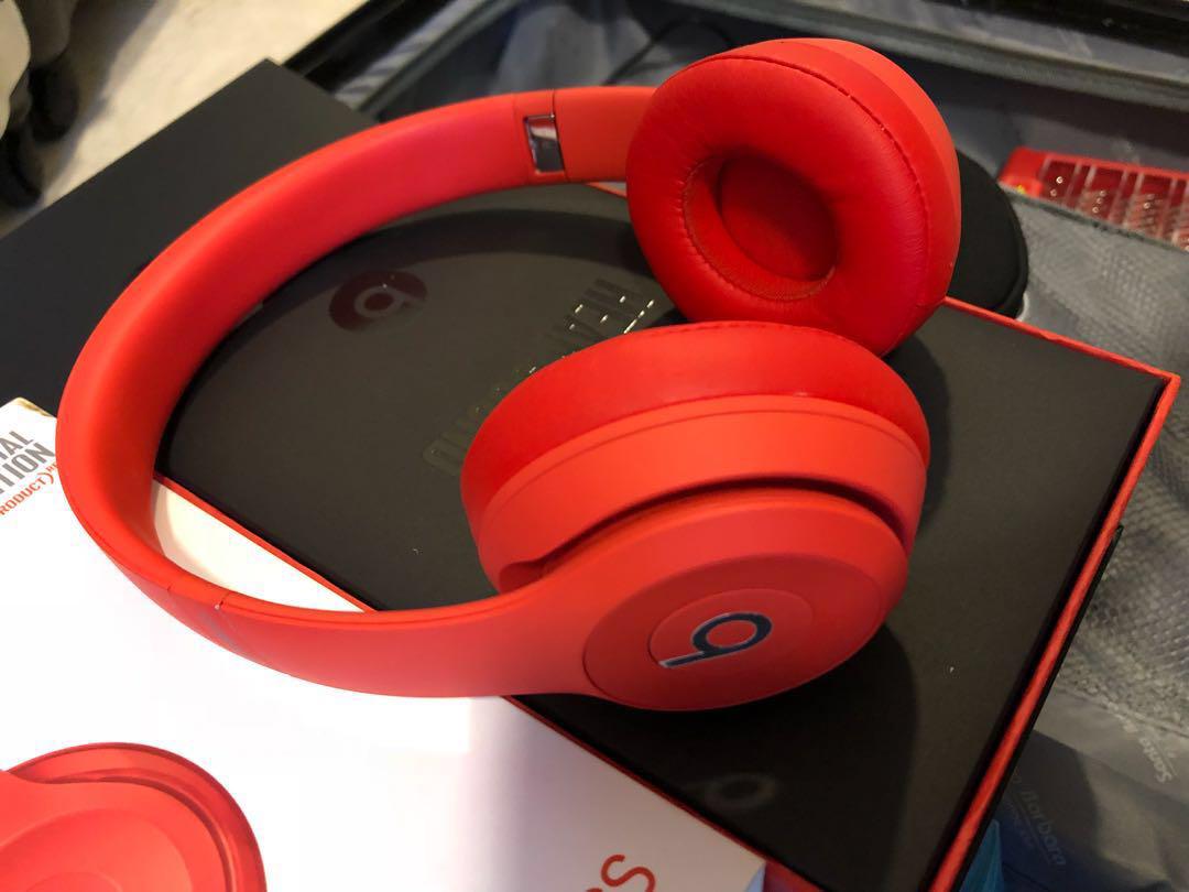 beats solo3 wireless red