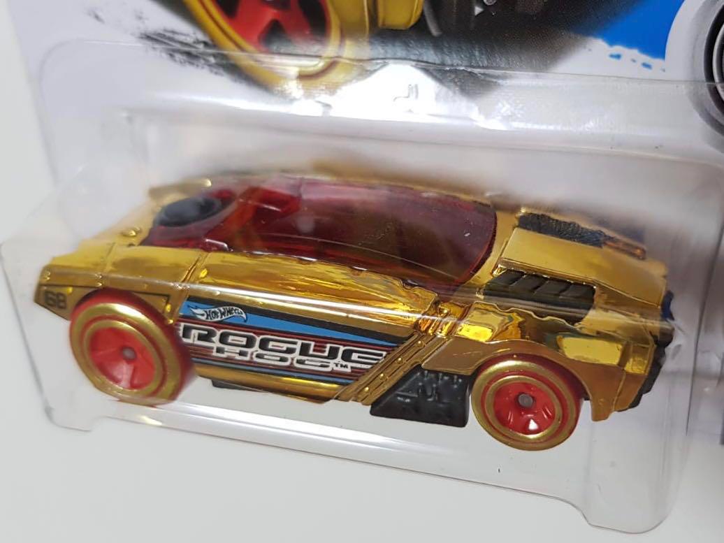 tampines 面交 新品 2017 super chromes series  rogue hog on card