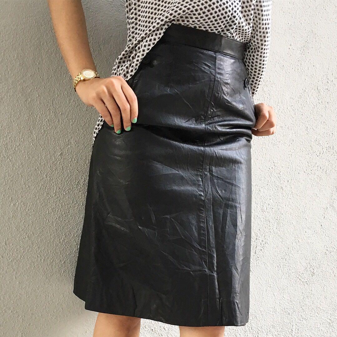 leather skirt