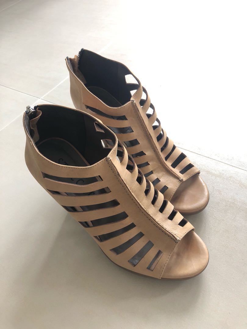 Staccato Nude Heels Women S Fashion Footwear Heels On Carousell