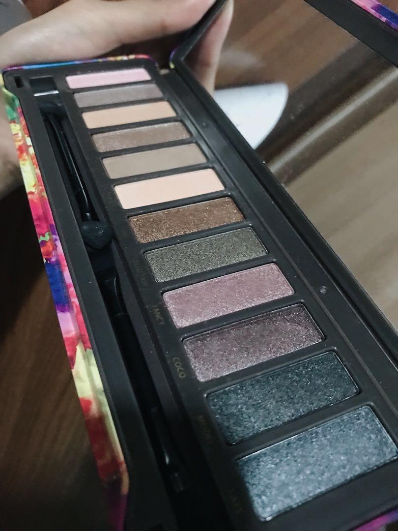 Bys Nude Eyeshadow Palette Beauty Personal Care Face Makeup On