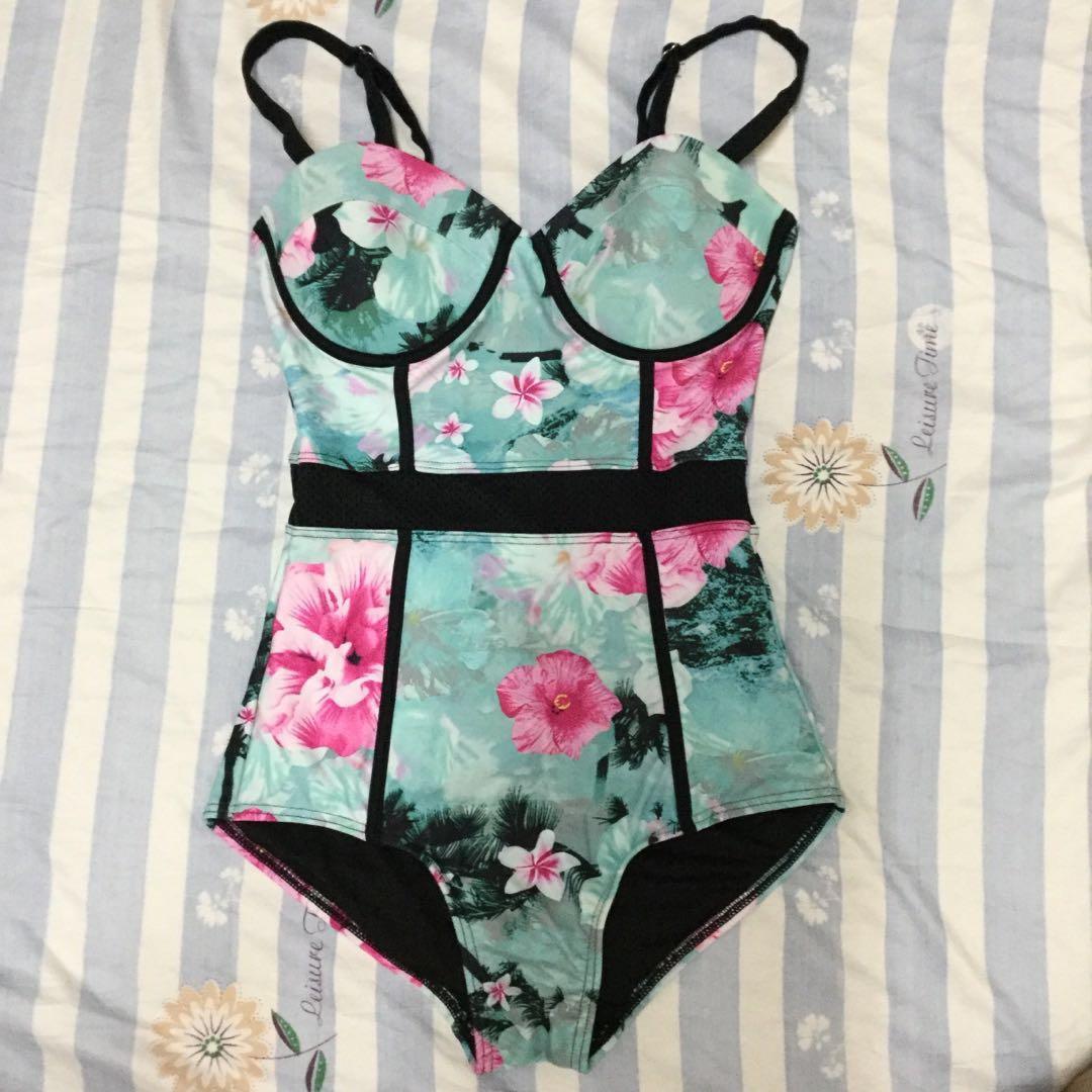 One Piece Monokini Bikini Swimsuit Women S Fashion Swimwear Bikinis Swimsuits On