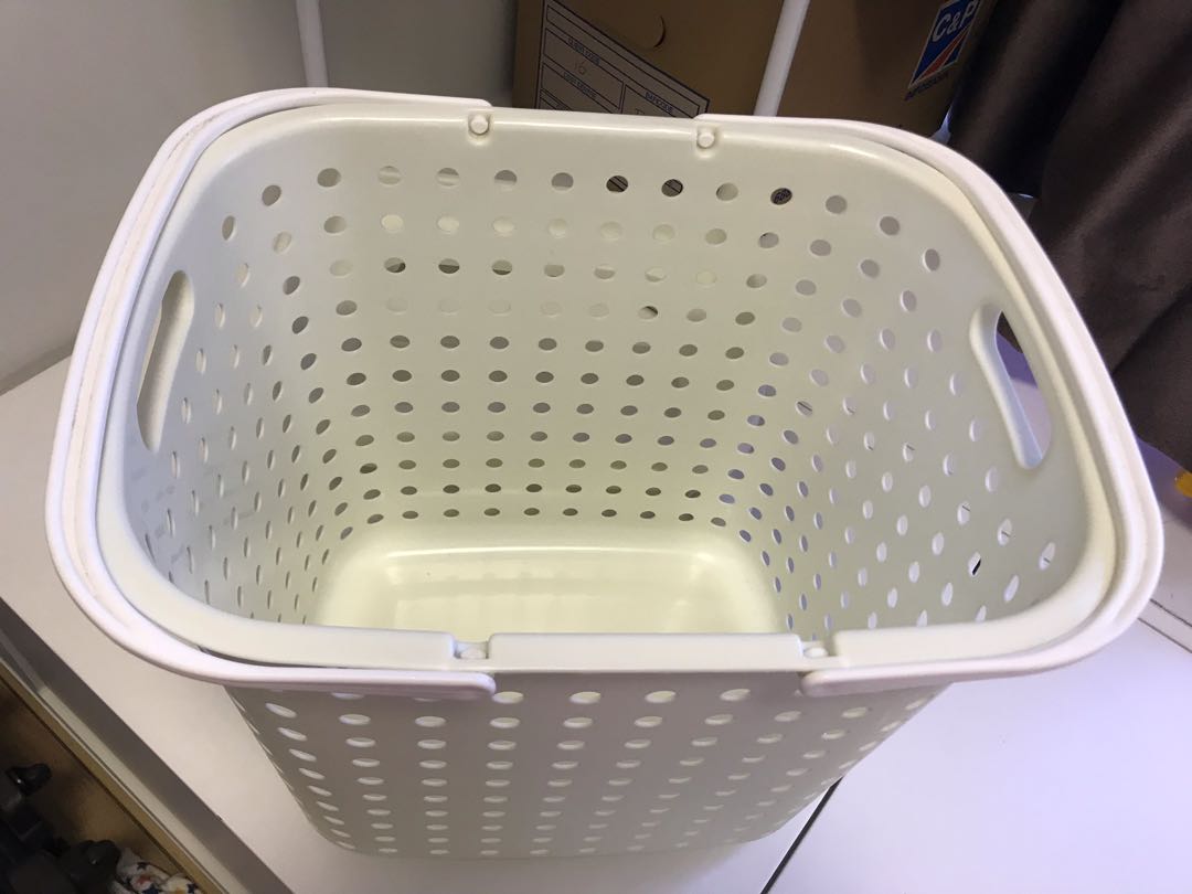 laundry basket