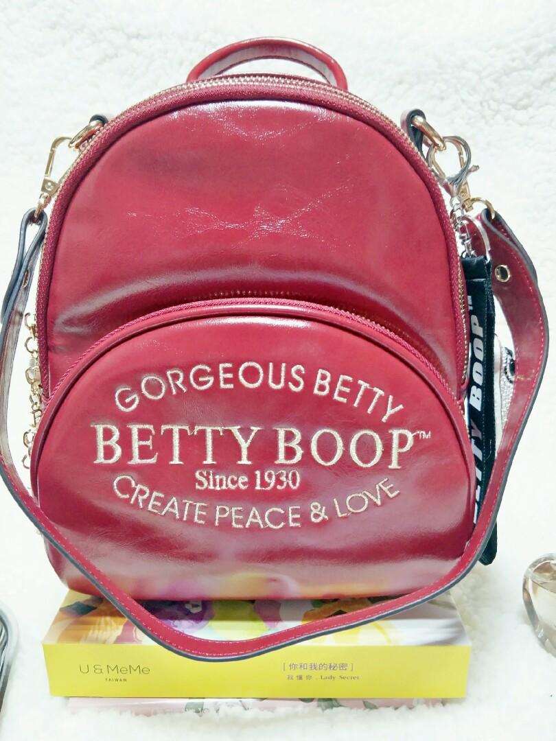现货【betty boop 贝蒂包】电绣双拉鍊三用后背包 可肩背手提后背