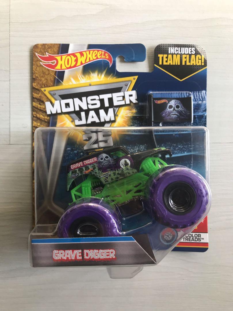 Hot Wheels Monster Jam Grave Digger Hobbies Toys Toys Games On Carousell