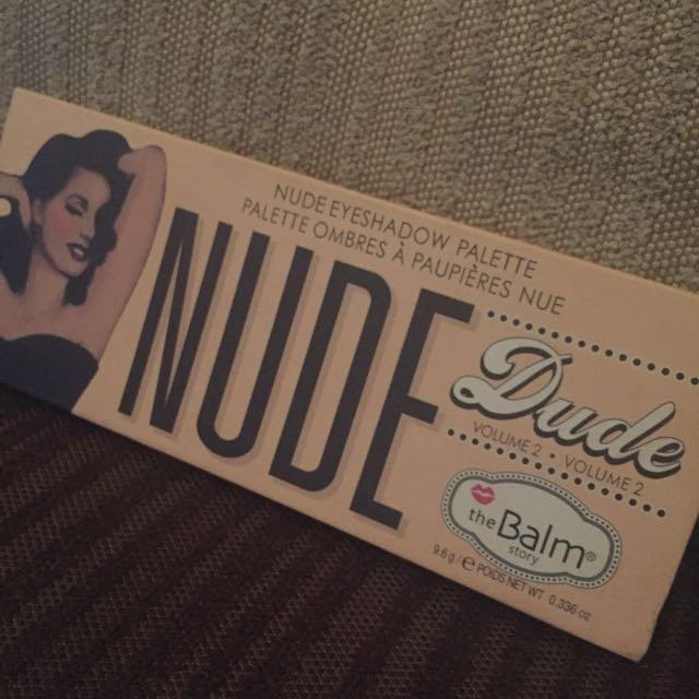 The Balm Nude Eyeshadow Kesehatan Kecantikan Rias Wajah Di Carousell
