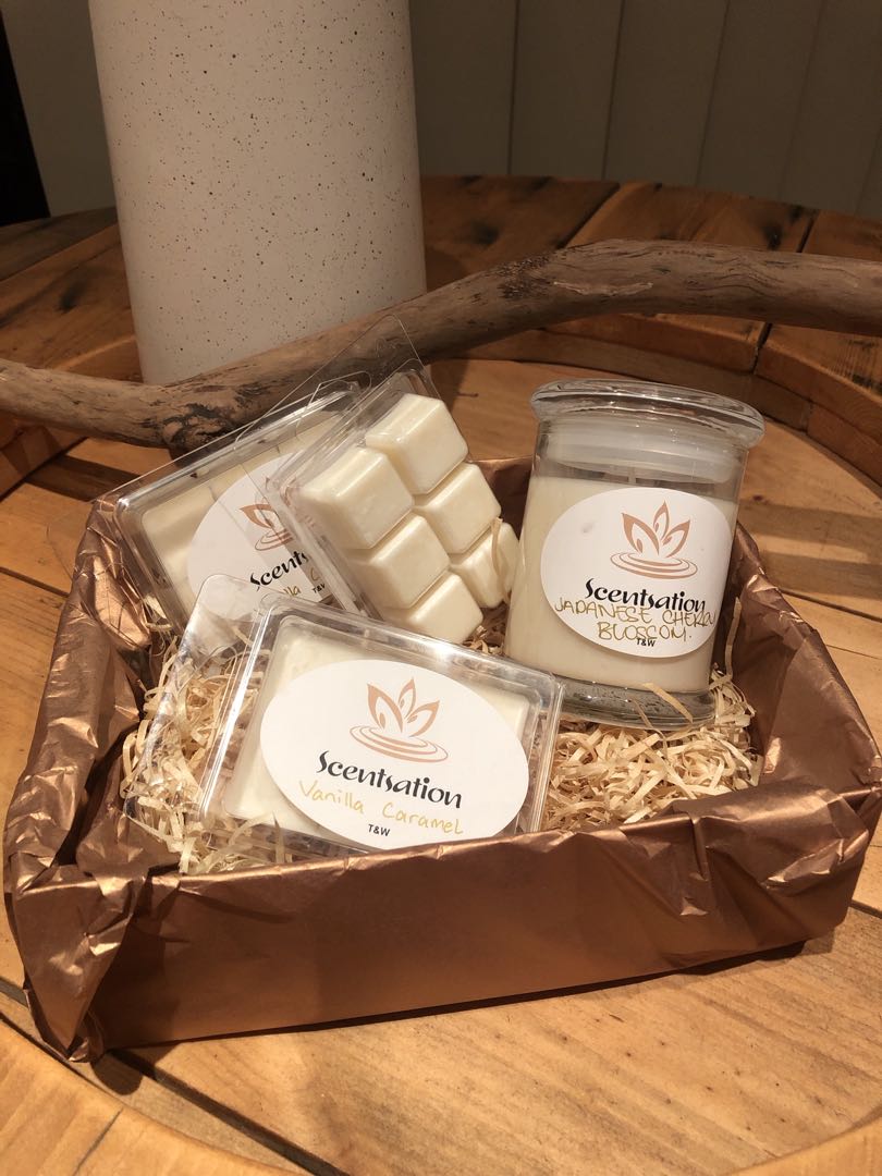 candle and melts gift set