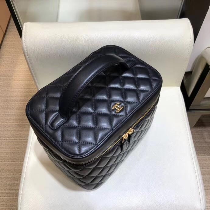 real vip giftchanel小羊皮化妆袋