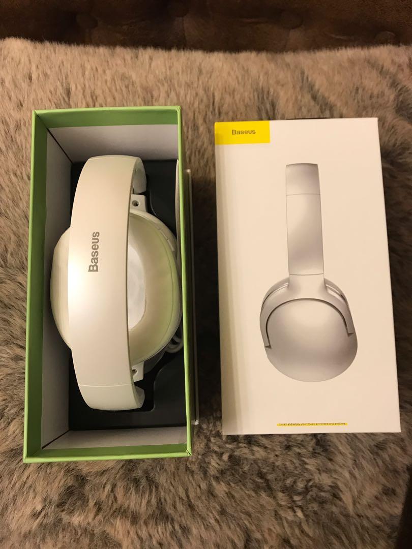 baseus 街头潮牌联名款耳机